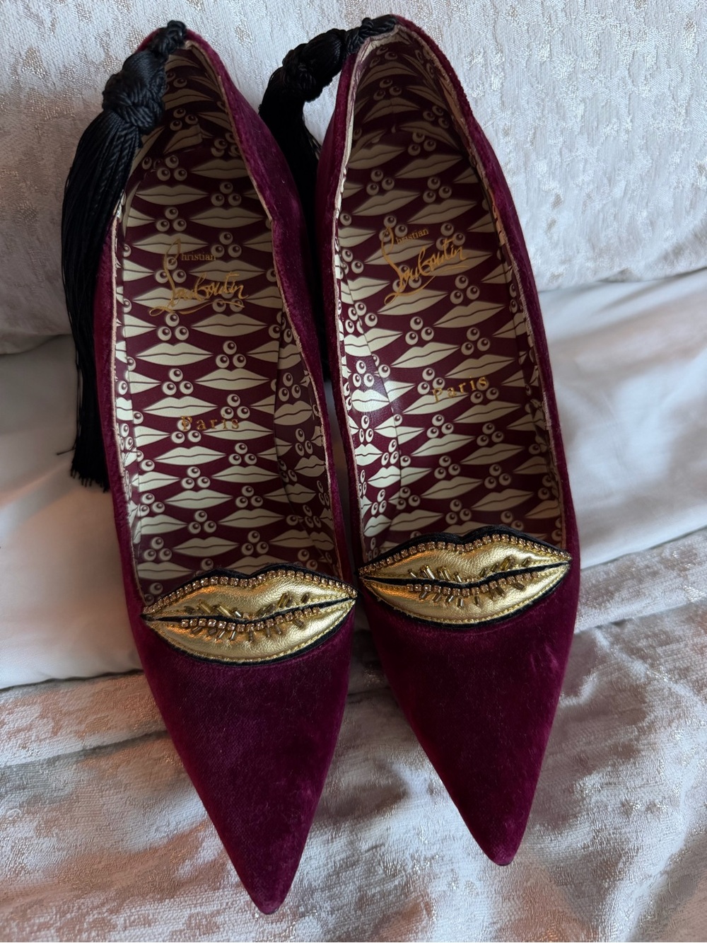 Christian Louboutin Hot chick 100 kiss Burgundy